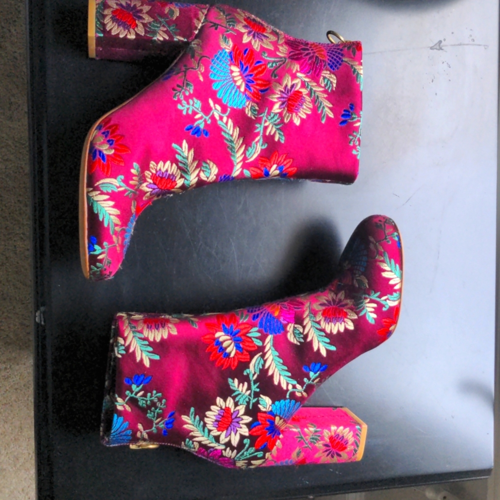 Joie satin floral print boots